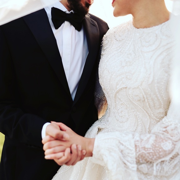 Custom made fully hand embroidered bridal dress! Hijjab friendly long sleeve max - Picture 2 of 7